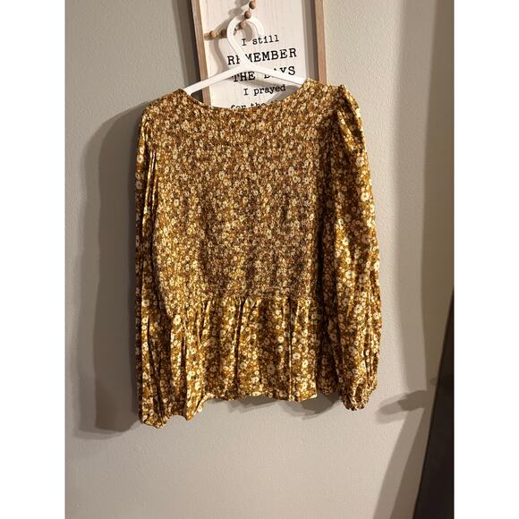 Old Navy Smocked Long-Sleeve V-Neck Blouse in color, yellow floral- size XXL - Picture 3 of 5